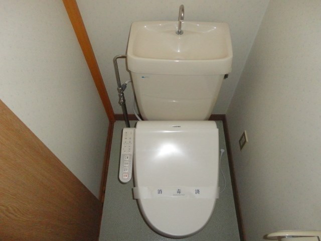 トイレ　参考写真