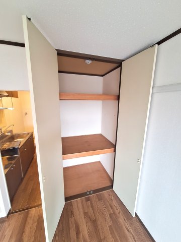 収納　★たっぷり収納付きのお部屋★