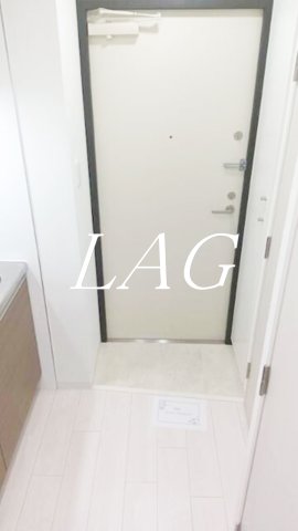 コンフォシード東坂下の玄関写真