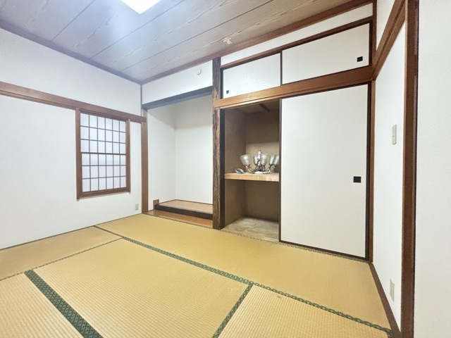 ブルーライン センター北駅 徒歩9分 2階建 築33年の内装写真