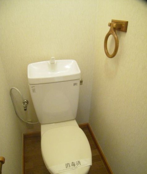 ＪＲ中央線 東中野駅 徒歩9分 2階建 築27年のトイレ写真
