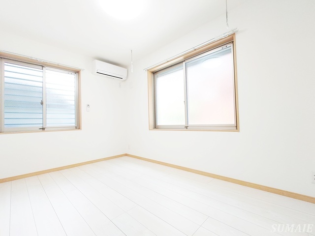 居室・リビング　人気の角部屋です☆