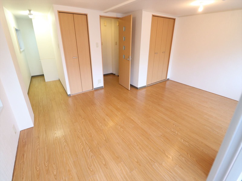 その他部屋・スペース　広々とした12帖のお部屋です