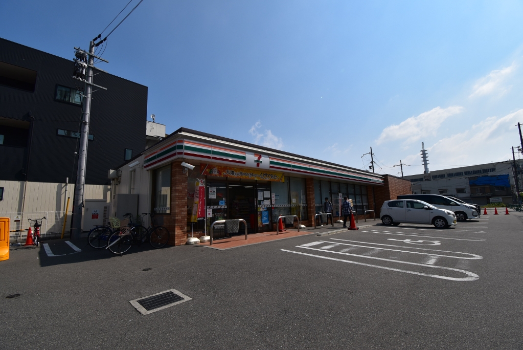 コンビニ　セブンイレブン 寝屋川昭栄町店（コンビニ）まで255m
