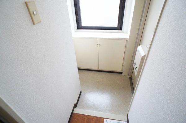 ソフィア椎名町の玄関写真