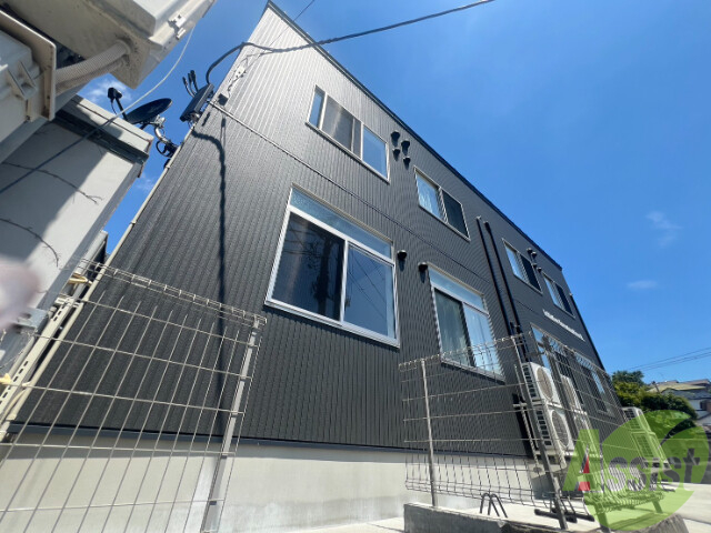 建物外観　仙台市青葉区小松島２丁目「イニシアティブ小松島Ｂ棟」