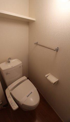 ＪＲ山手線 大崎駅 徒歩4分 11階建 築23年のトイレ写真