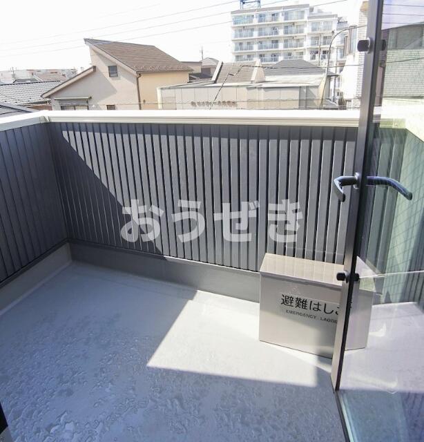 ＪＲ京浜東北線 磯子駅 徒歩8分 3階建 新築の内装写真