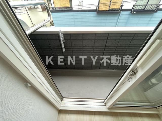 バルコニー　落ち着いた時間を過ごせるバルコニーです