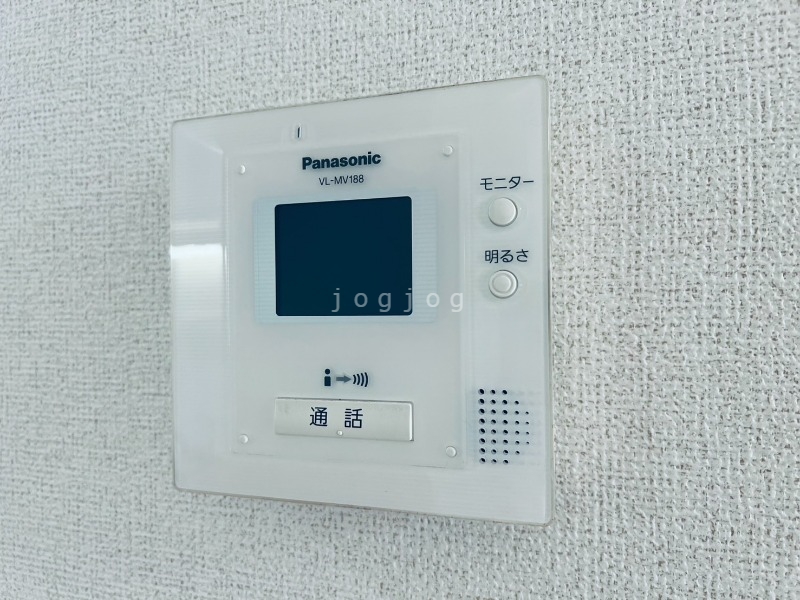 セキュリティ　モニター付きインターホンで来客確認も安心です！