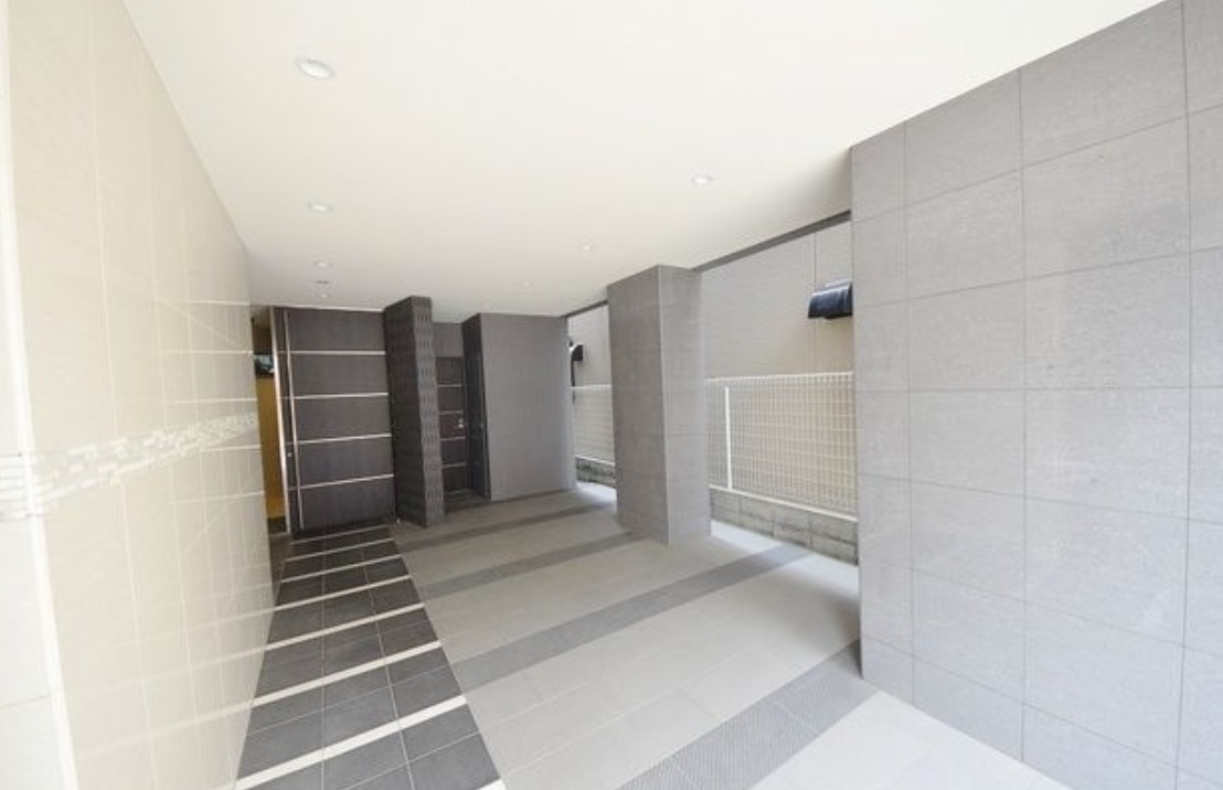 東京メトロ南北線 白金高輪駅 徒歩8分 9階建 築14年の外観写真