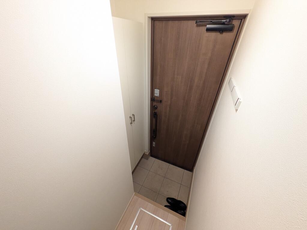 C Maison泉崎A棟の玄関写真