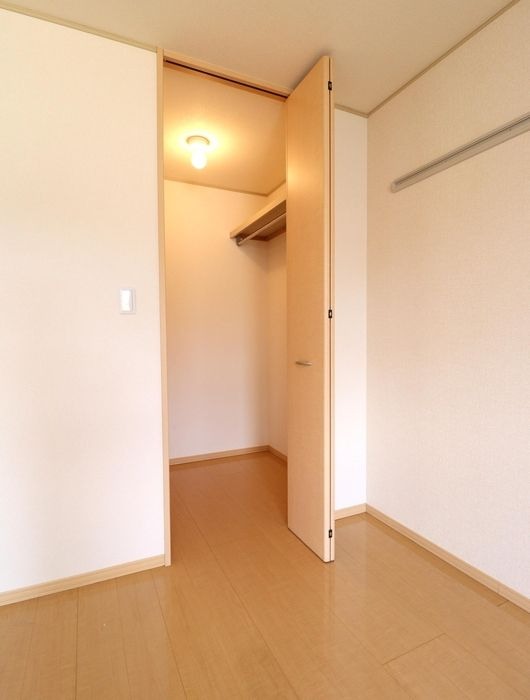 収納　ウォークインクローゼット