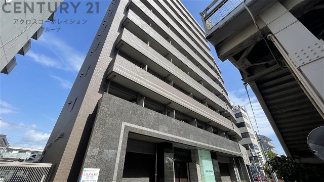 建物外観　エレベーター、宅配ボックス完備☆