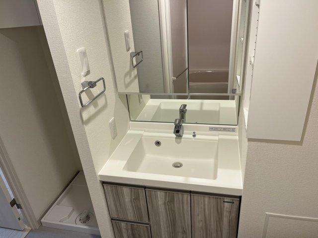 洗面設備　※居住中の為、別部屋参照
