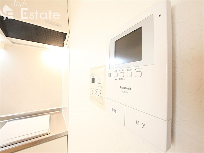 セキュリティ　モニター付きインターホン