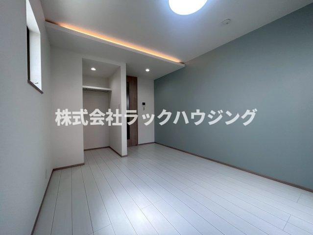 L-BASE徳庵駅前の居間写真