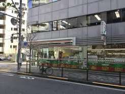 コンビニ　セブンイレブン京急蒲田駅前店（コンビニ）まで220m