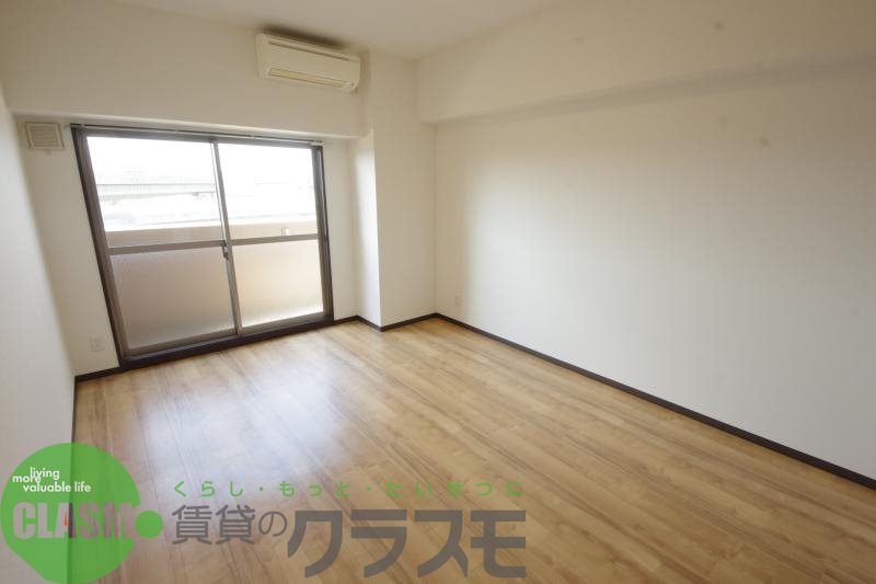 その他部屋・スペース　使い勝手のいい寝室です