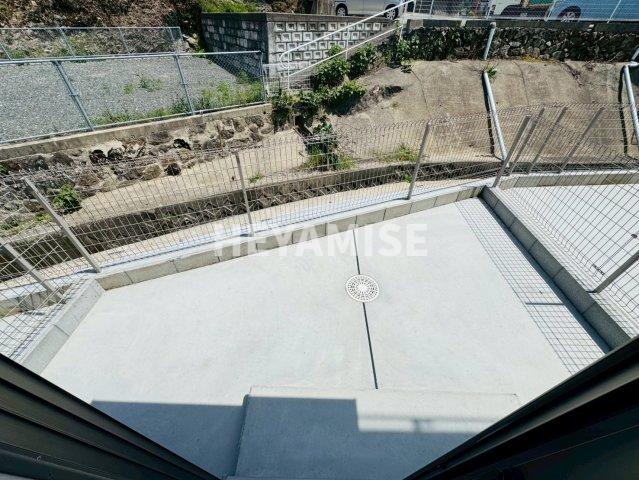 バルコニー　※室内画像は別号室のもの