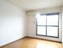 居室・リビング　明るいお部屋です♪
