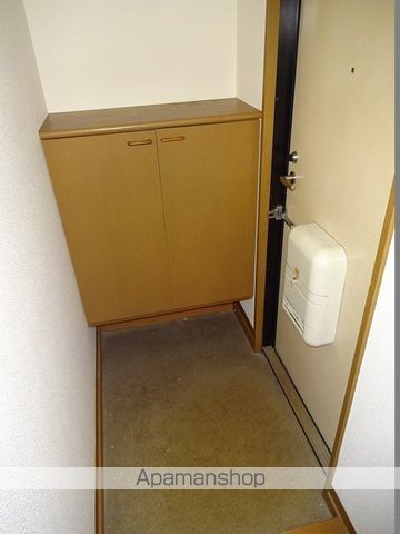 高知市 2階建 築29年の玄関写真