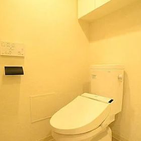 東京メトロ日比谷線 入谷駅 徒歩6分 14階建 築7年のトイレ写真