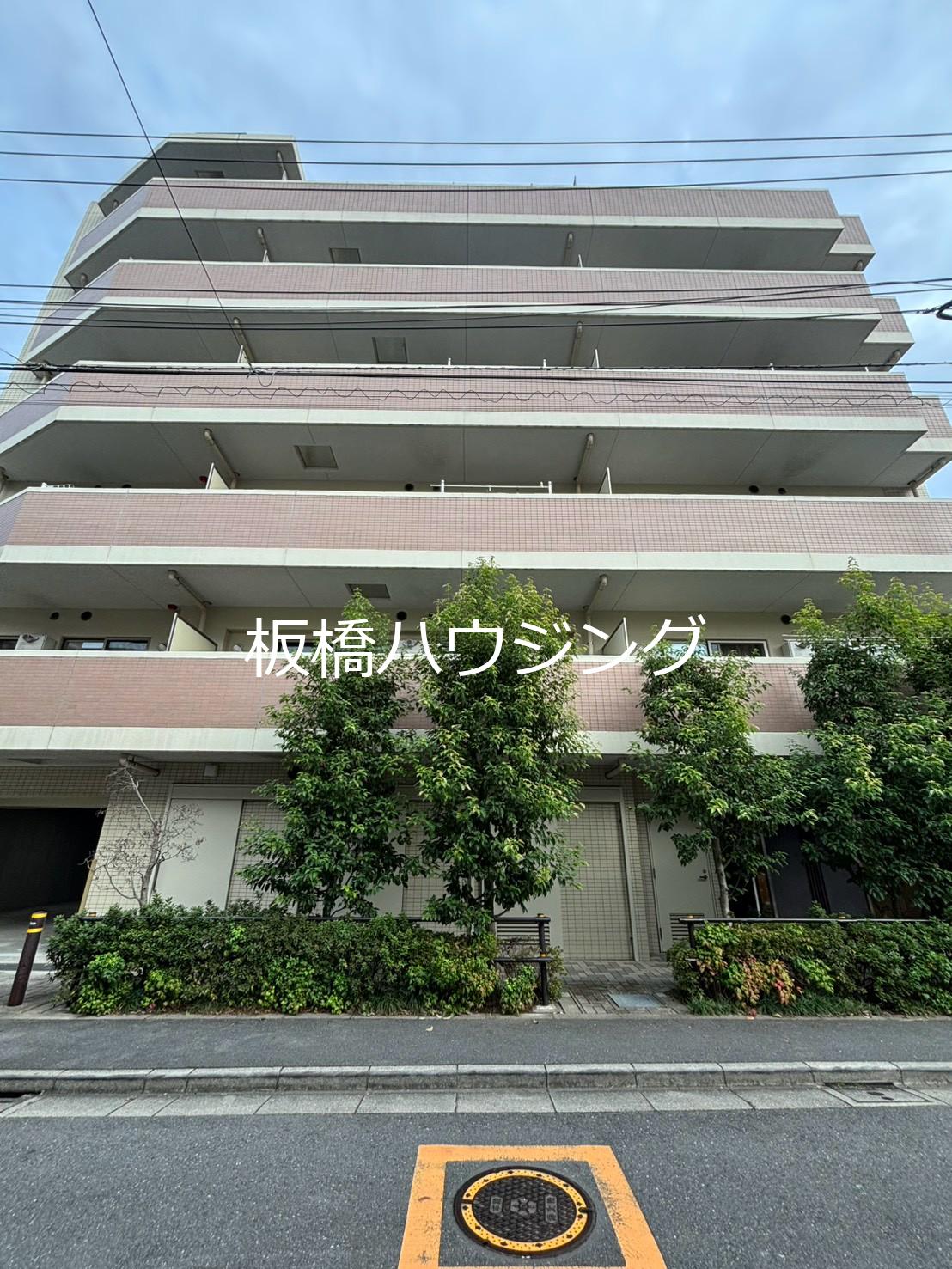 プレシス浮間舟渡駅前