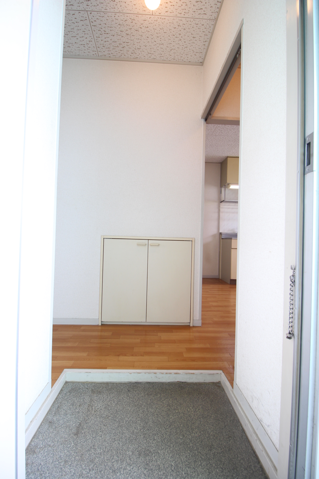 玄関　玄関です☆シューズボックスもついています☆