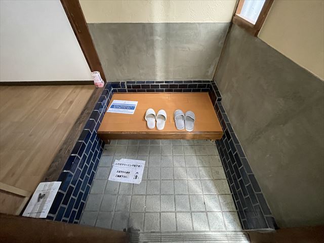 福万寺町南3丁目貸家の玄関写真