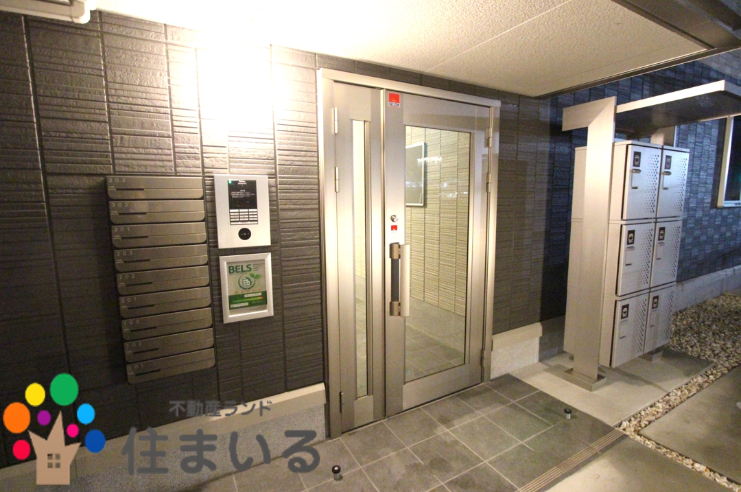 エントランス　※写真は同社同型タイプとなります