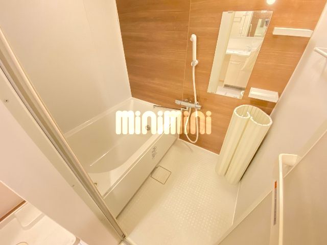 バス・シャワールーム　同物件別号室の参考写真です。