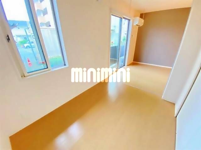 居室・リビング　同物件別号室の参考写真です。