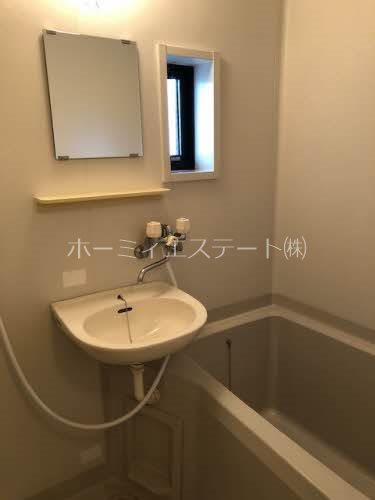 バス・シャワールーム　浴室です♪