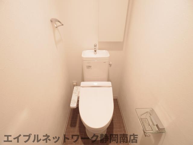 トイレ　ゆったりとした空間のトイレです