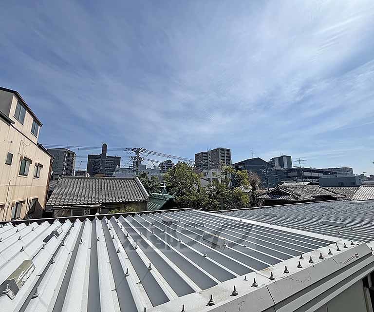 【京都市下京区西田町のマンションの眺望】