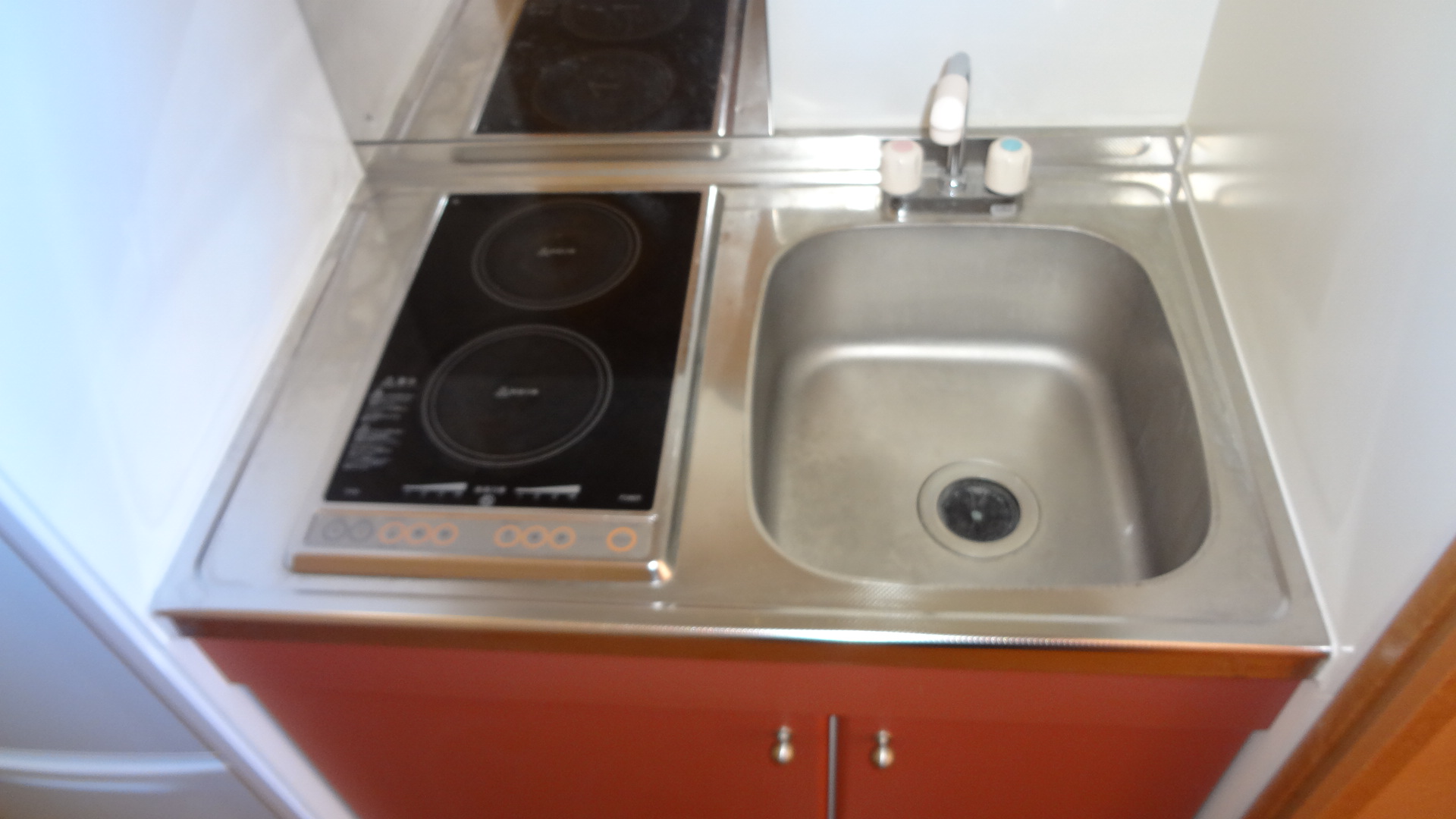 キッチン　コンパクトなミニキッチン。