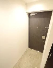 玄関　※同じ間取り別号室参考写真 　現状優先