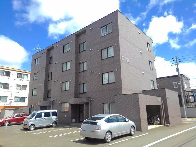北海道札幌市東区北二十条東１４（マンション）の賃貸物件の外観
