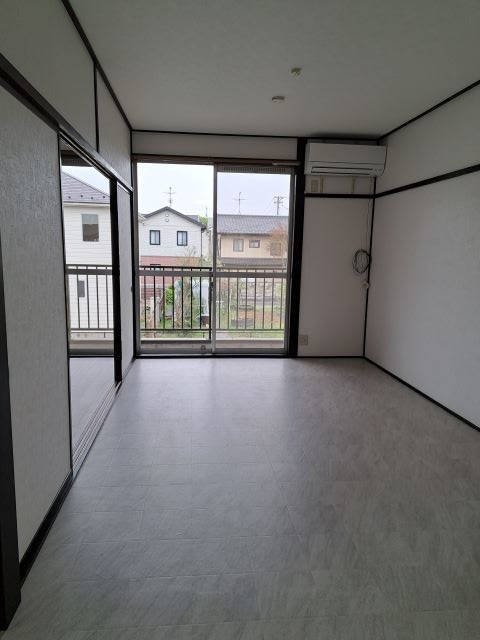 居室・リビング　リビング