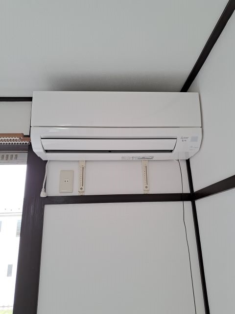 その他設備　リビングエアコン