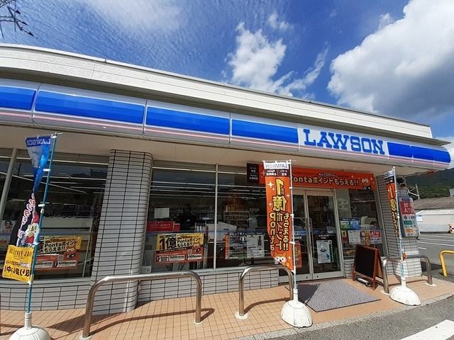 【備前市吉永町吉永中のアパートのコンビニ】