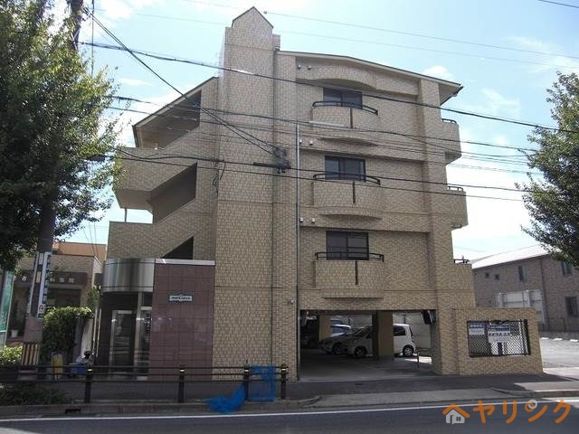 【名古屋市名東区大針のマンションの建物外観】