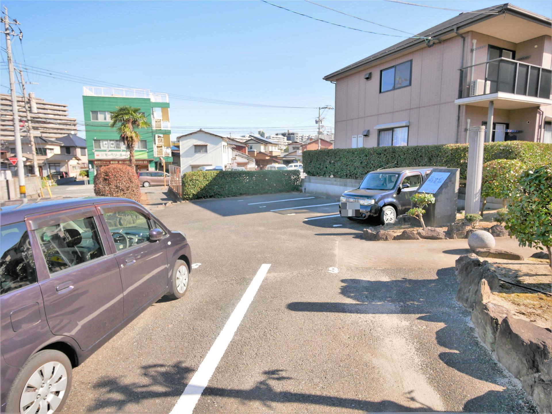 【アネシス高尾台　Ｃ棟の駐車場】