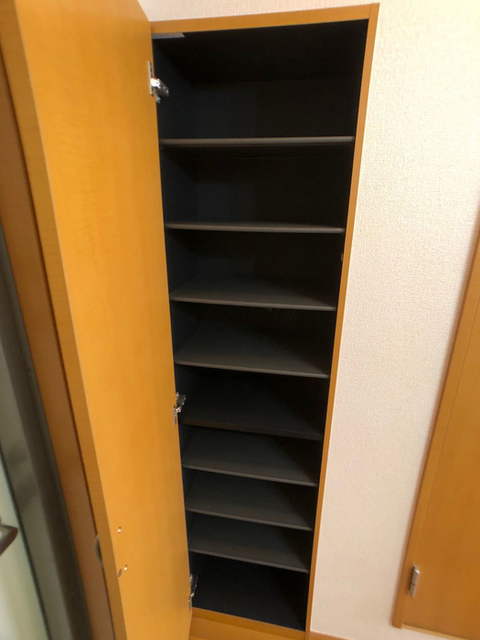 アバンウェルディッツォの玄関写真