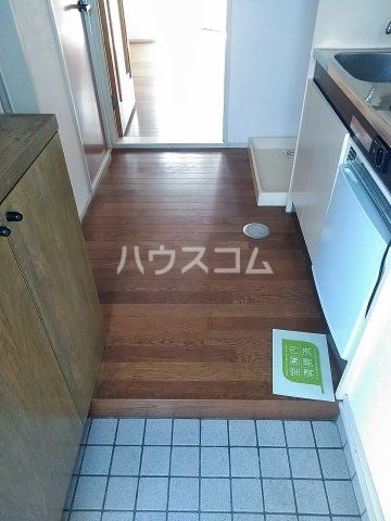 【豊橋市仁連木町のアパートの玄関】