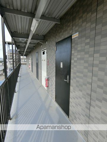 JCSマンションの外観写真