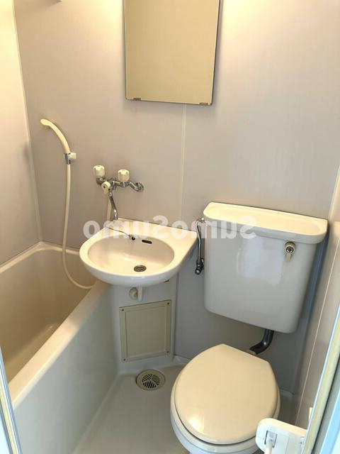 バス・シャワールーム　?