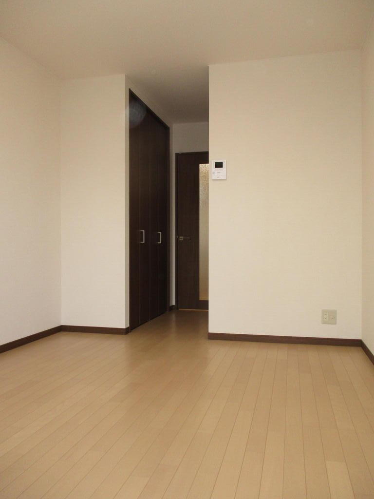 居室・リビング　オール電化・独立洗面・ネット無料・２０２５年１２月入居可