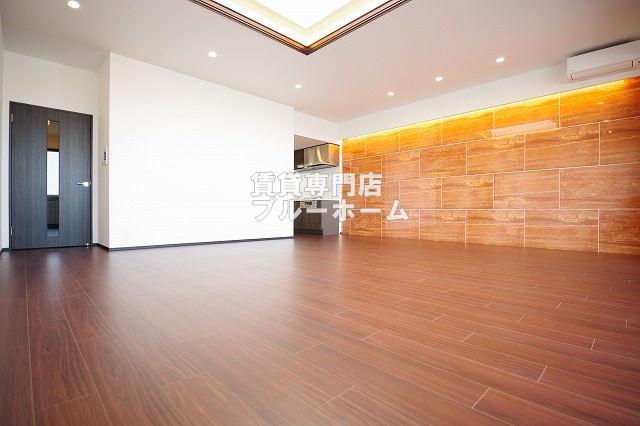 居室・リビング　25帖の広いリビングです！